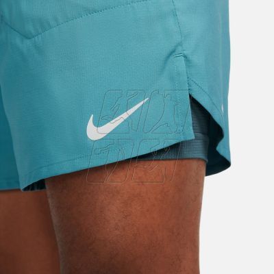 4. Shorts Nike Dri-FIT Stride M DM4759-379