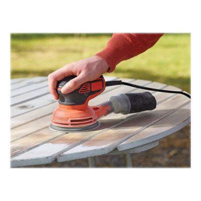 6. 240W Black&Decker KA199-QS Random Orbital Sander