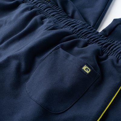 12. IQ Cross The Line Deli M 92800442944 pants