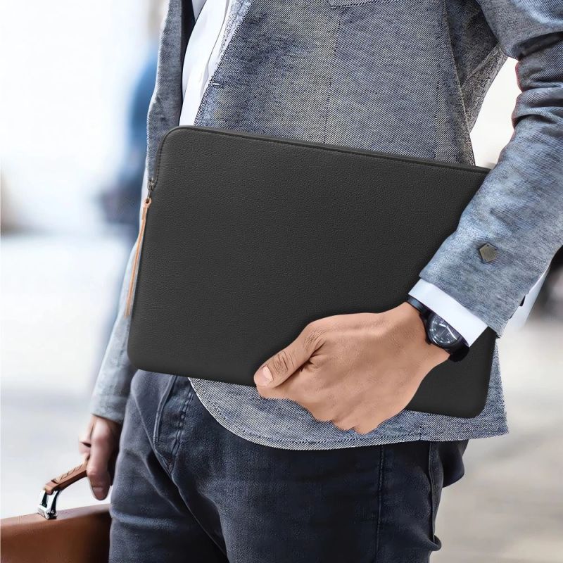 13. Tech-Protect Fleece Laptop Bag 15-16 - Black