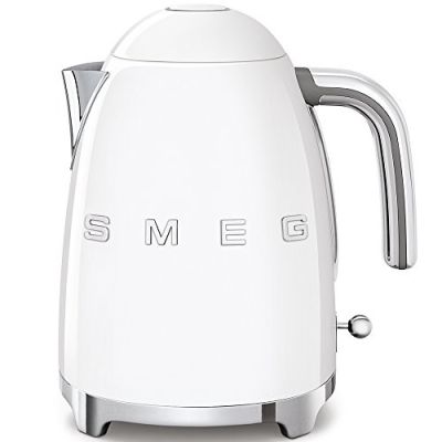 10. SMEG KL03WHEU electric kettle white