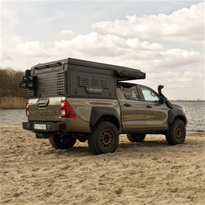 35. OFFLANDER DRAA CAMPER CONSTRUCTION