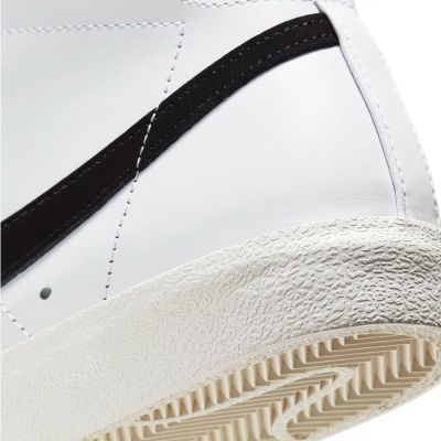 5. Nike Blazer Mid '77 W CZ1055 100 Shoes