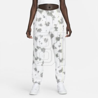 4. Nike Sportswear Pants W DM6363-029