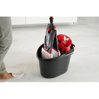 4. Vileda Ultramax BOX XL (mop + bucket)