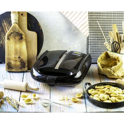3. Mesko Home MS 3041 Waffle Maker 24 Waffles 1600 W Black