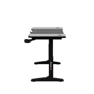 11. Huzaro Hero 4.6 Black Gaming Desk