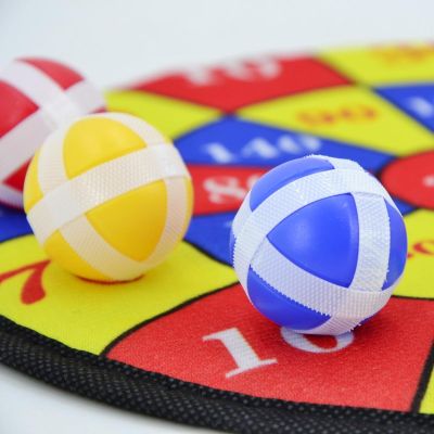 5. Kids’ Velcro Dart Game with Blasters, 36 cm