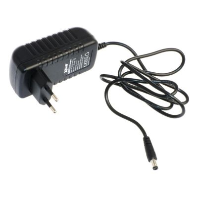 4. XCell 137156 Universal DC Battery Charger