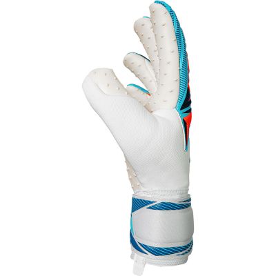 4. Reusch Attrakt SpeedBump Gloves 56 70 039 1080