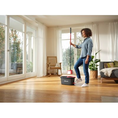32. Vileda TURBO spin mop