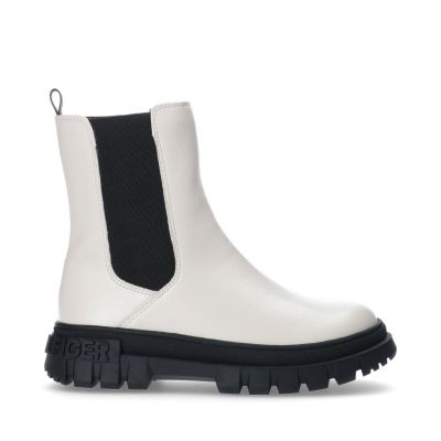 2. Tommy Hilfiger Bootie Ivory T3A5-33058-1355101-101