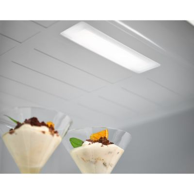 2. ELECTROLUX LNC7ME32X3 fridge-freezer