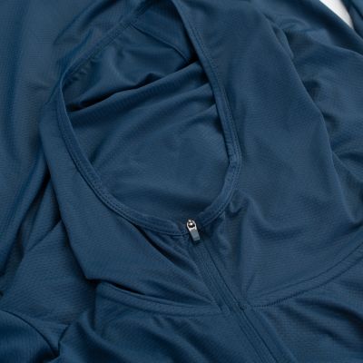 8. Men’s ILIAN Sweatshirt