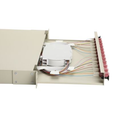 7. Equip 337205 1U patch panel