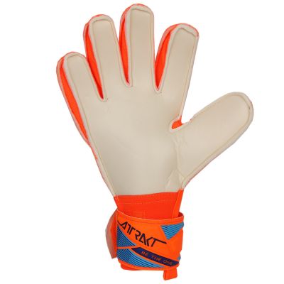 3. Reusch Attrakt Solid World Cup Gloves 56 70 516 2290