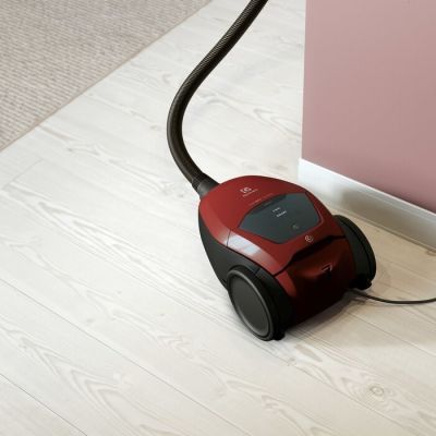 8. ELECTROLUX Pure D8 PD82-ANIMA vacuum cleaner