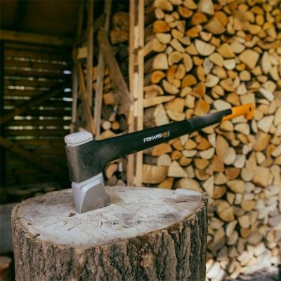 7. FISKARS SPLITTING AXE X36 X-SERIES L BLADE