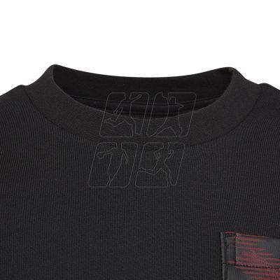 4. Adidas Manchester United Kids Tee Jr HE6661