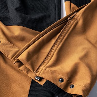 10. Magnum Revolution M Trousers