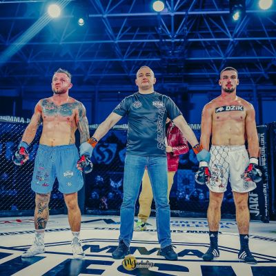 19. MMAsparring gloves S/M - Phantom Red - Valor Series