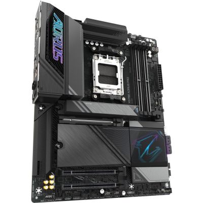 8. Gigabyte X870E AORUS PRO Motherboard