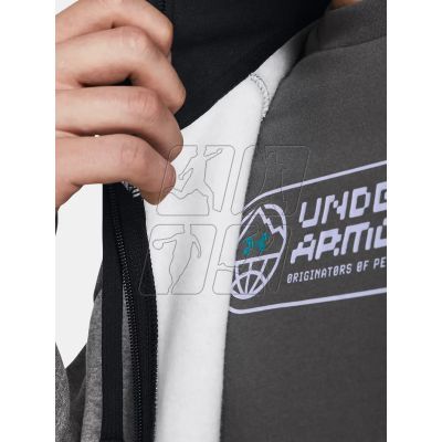 5. Under Armor M 1383096-011 sweatshirt