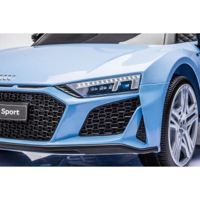14. BATTERY-POWERED CAR LICENSE AUDI R8 SPYDER BLUE