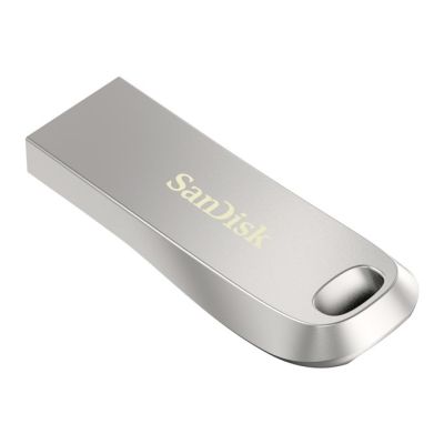 7. SanDisk Ultra Lux SDCZ74-032G-G46 Flash Drive (32GB; USB 3.0; Silver)