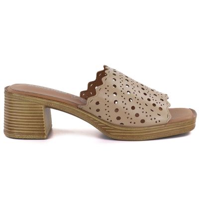 Women's openwork beige mules with a heel M.Daszyński MR2598-7