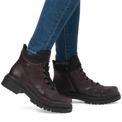 6. Women's insulated burgundy trapper boots Rieker Y3163-35