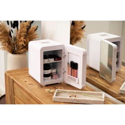 24. Mini fridge with mirror ADLER AD 8085