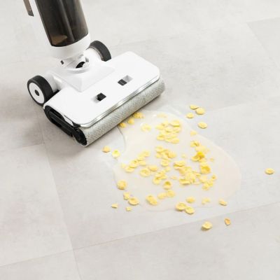 6. Taurus Homeland Hidrodry Wet&Dry Vacuum Cleaner