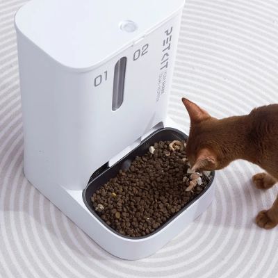 9. Petkit YumShare Dual-Hopper Automatic Feeder with Camera