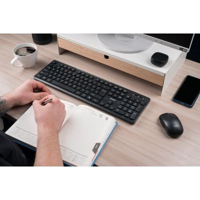 18. SAVIO WIRELESS KEYBOARD KB-02