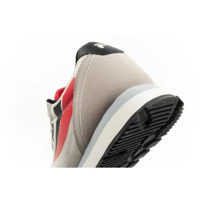 7. Fila Hypert men's sports shoes sneakers fashionable beige comfortable lightweight