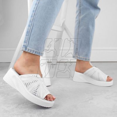 4. Leather wedge mules S.Barski W OLI255A white