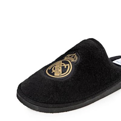 7. Real Madrid M CFRM8 Flip Flops