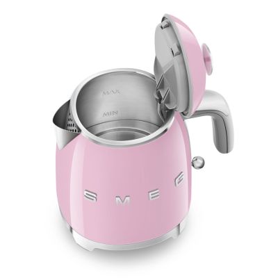 2. SMEG Kettle (KLF05PKEU) mini 0.8L pink