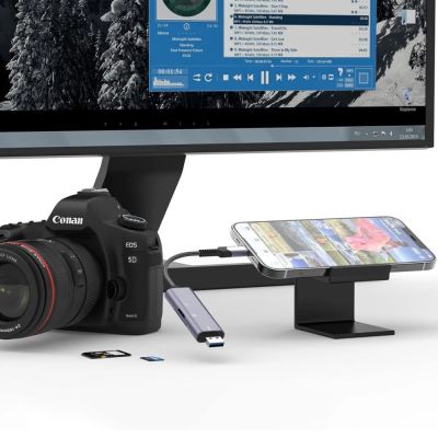 4. Tech-Protect UltraBoost SD/micro SD Card Reader with Lightning /USB-A Connector - Gray