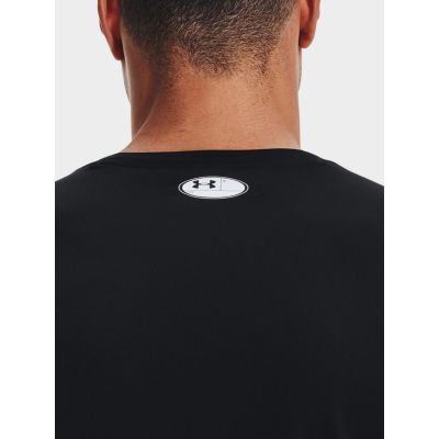 10. Under Armour longsleeve T-shirt M 1361506-001