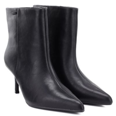 9. Women's leather ankle boots with low heels, black Big Star UU274492