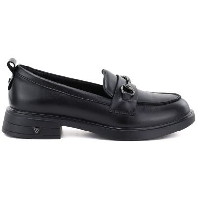 2. Women's leather loafers, black, Vinceza 133115