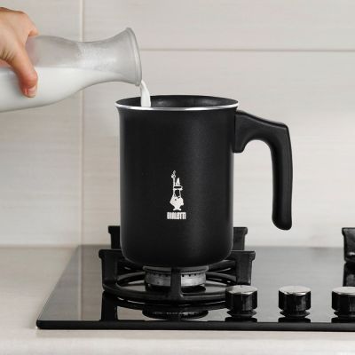 9. Bialetti 00AGR394 Milk Frother Manual Milk Frother Black