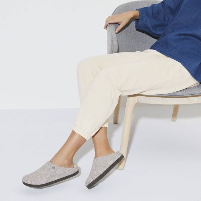 6. Birkenstock Zermatt Light Gray Wool Felt Insulated Men's/Women's Slippers Regular Wide (1015092)