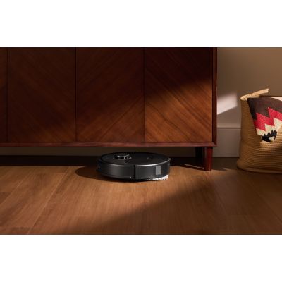 19. Roborock Qrevo 5AE black cleaning robot