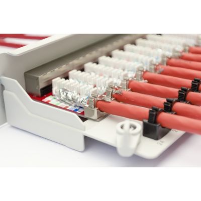 19. Digitus DK-1745-VH-5 Network Cable Orange 1000m Cat7 S/FTP (S-STP)