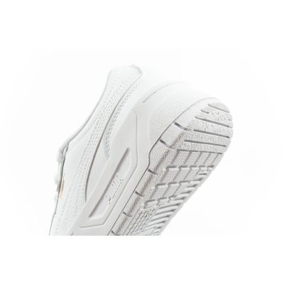 7. Puma Cali Dream women's sports shoes sneakers on the platform white