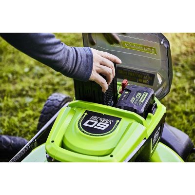 3. 60V 51cm Self-propelled Lawn Mower GREENWORKS GD60LM51SPK4 - Charger + 4Ah Battery Set - 2514307UB