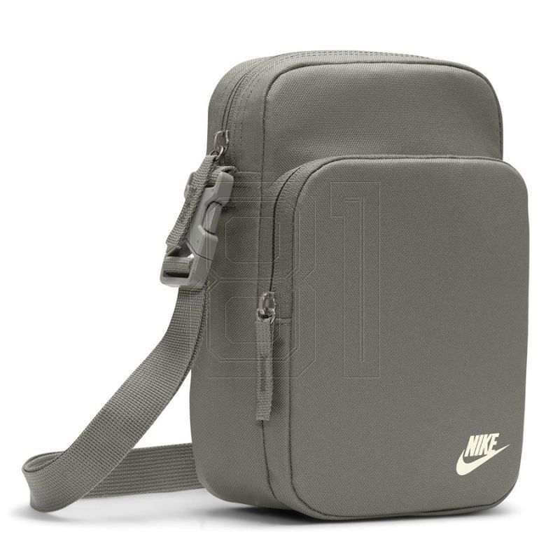 2. Nike Heritage Crossbody Bag DB0456-320